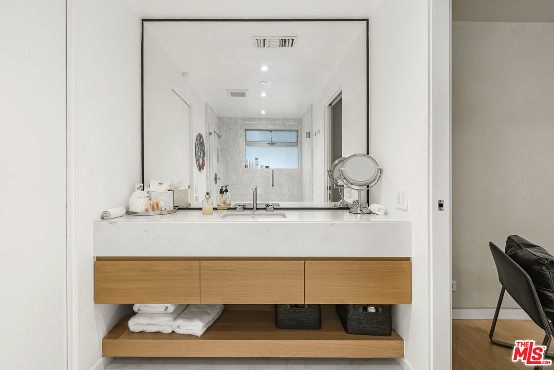 MLS #25627897 image #22