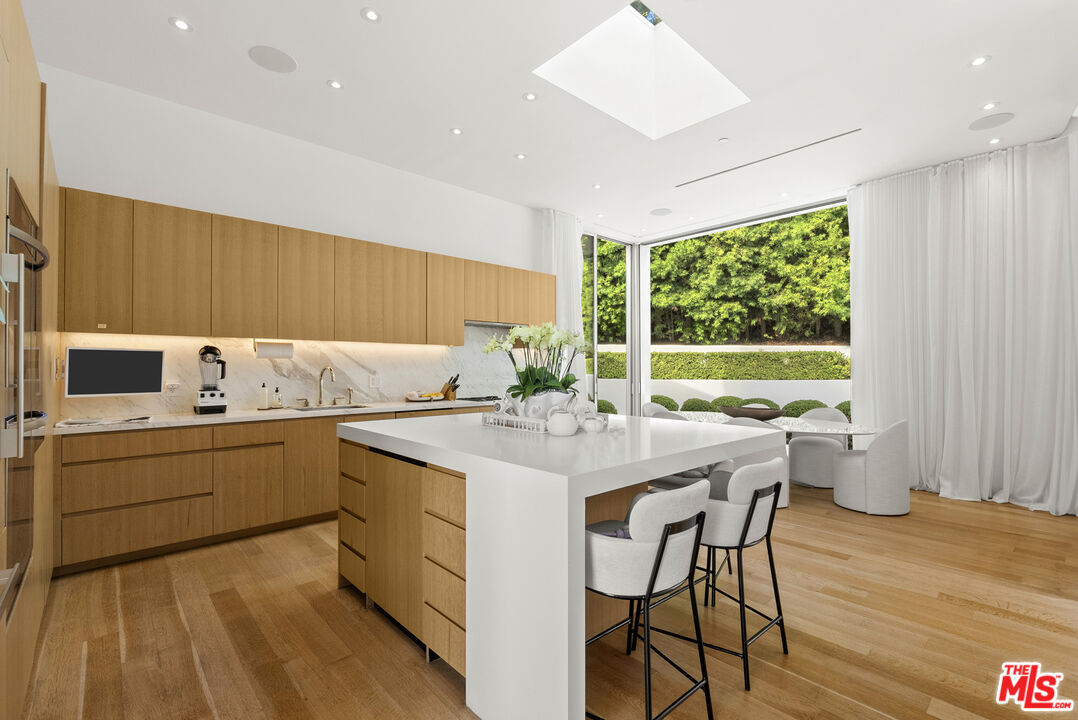 MLS #25627897 image #8