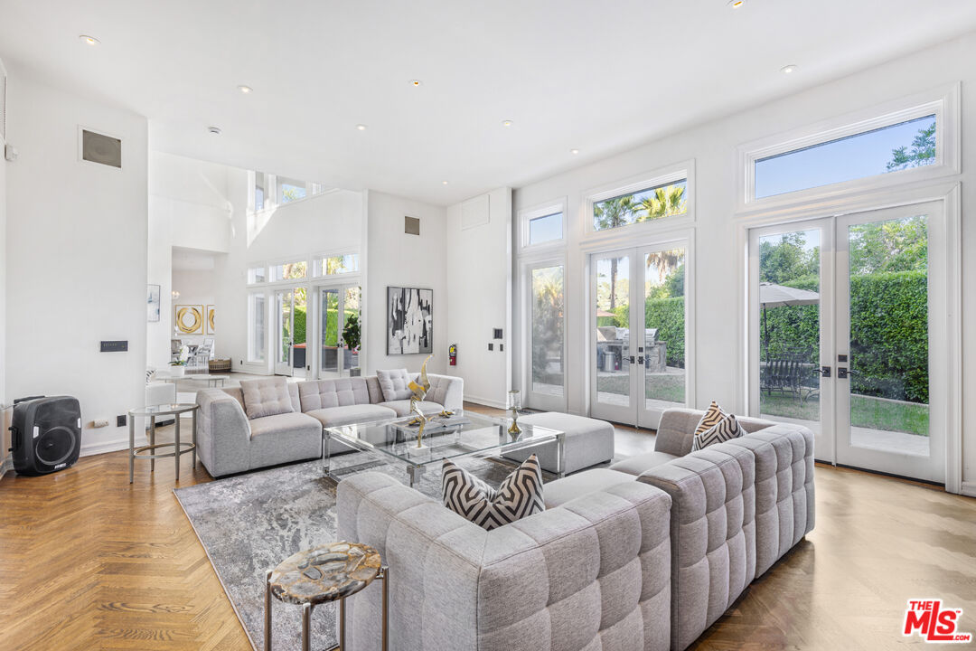 MLS #25627917 image #10