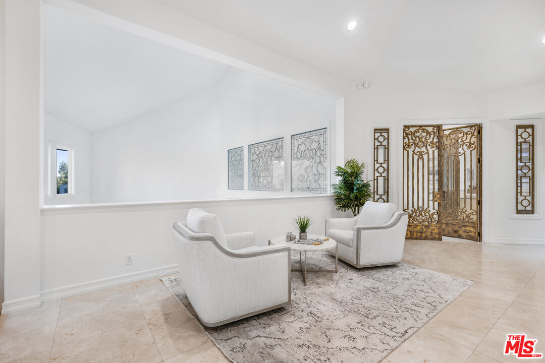 MLS #25627917 image #24