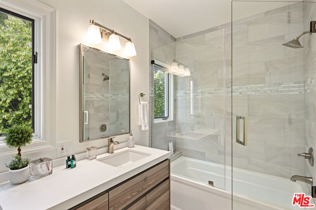 MLS #25627917 image #35