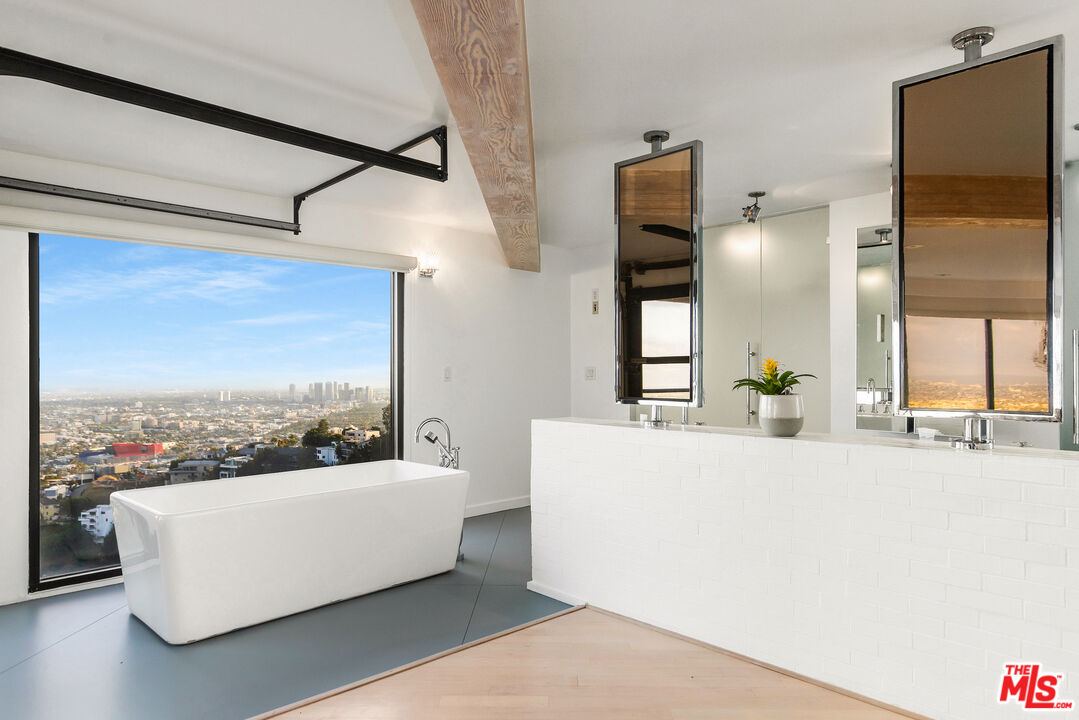 MLS #25627921 image #17