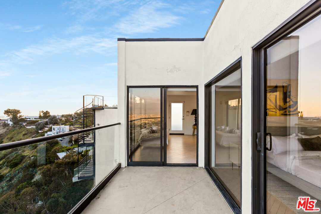 MLS #25627921 image #32