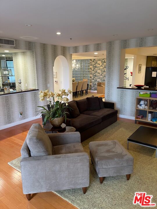 MLS #25627943 image #16