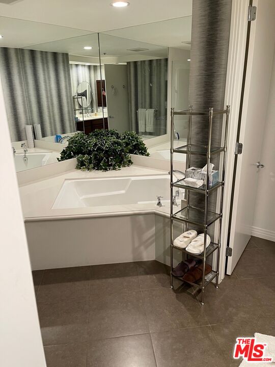 MLS #25627943 image #3