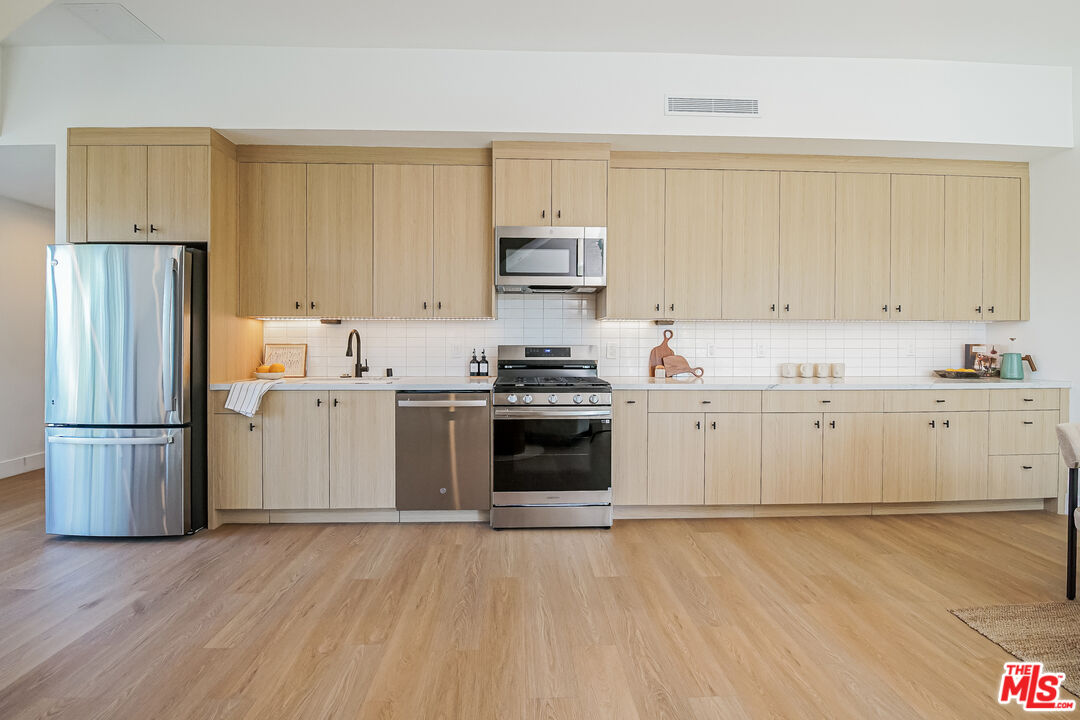 MLS #25627999 image #1