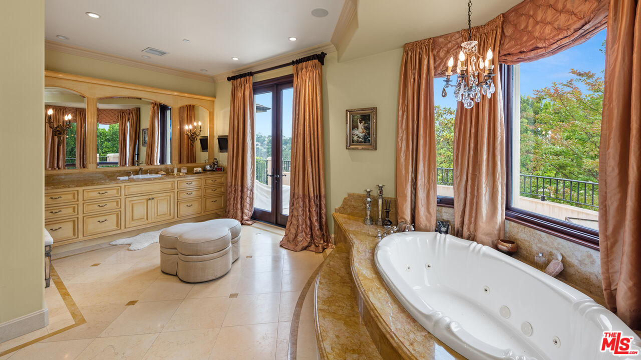 MLS #25628295 image #14