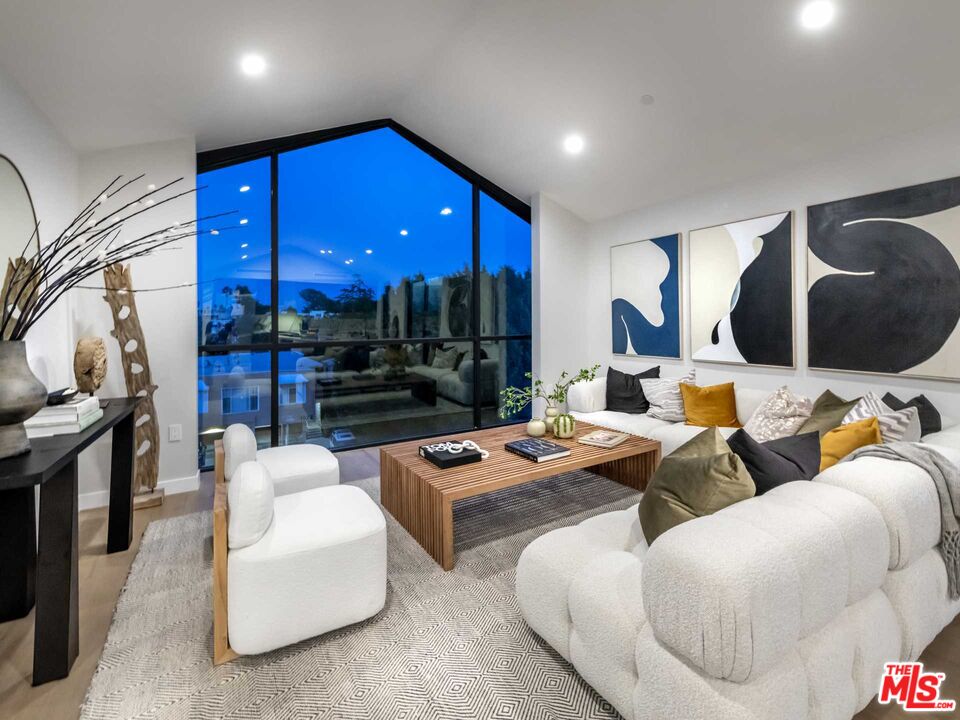 MLS #26632957 image #14