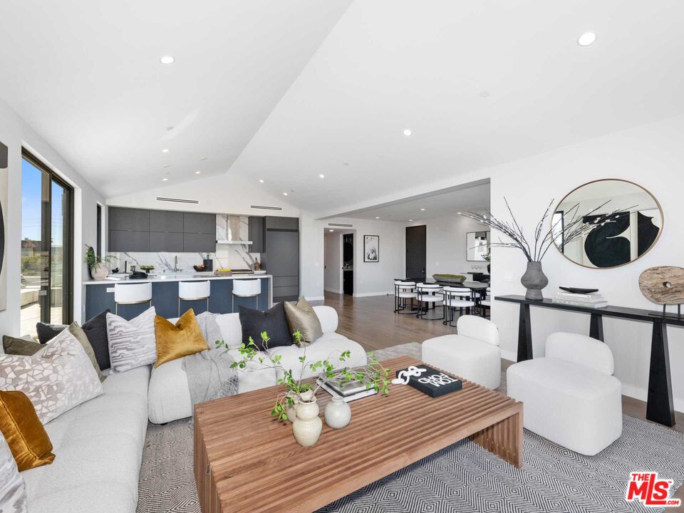 MLS #26632957 image #16