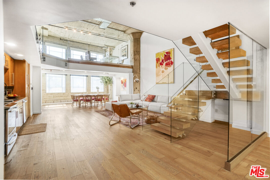 MLS #25627695 image #12