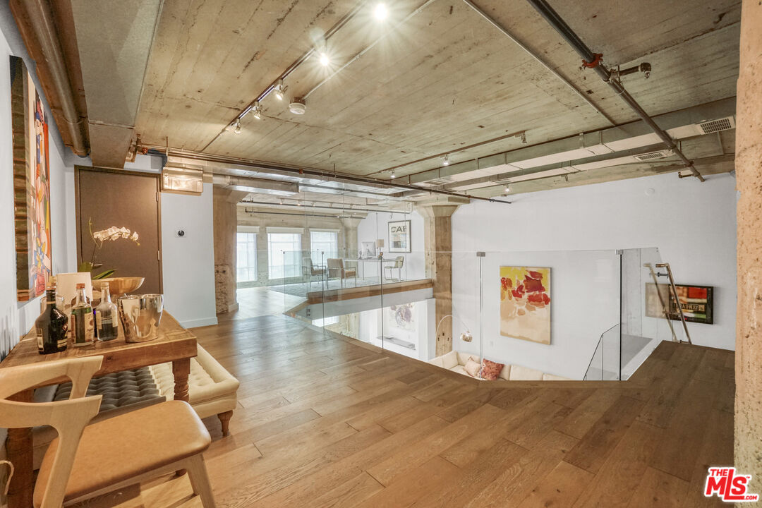 MLS #25627695 image #17