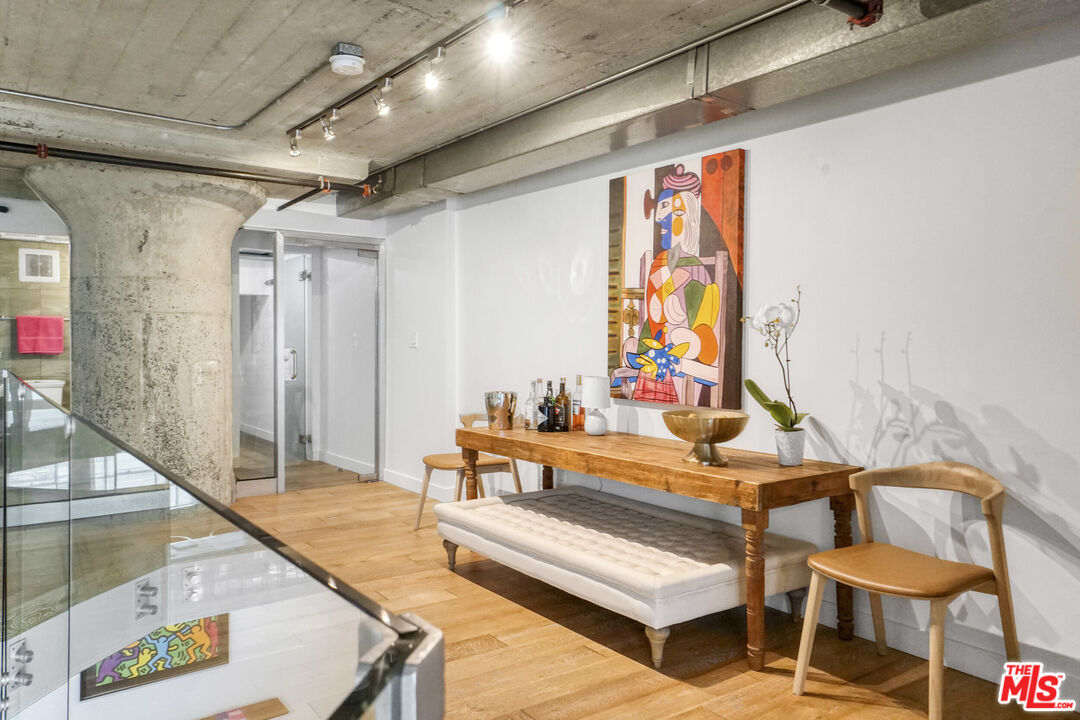 MLS #25627695 image #18