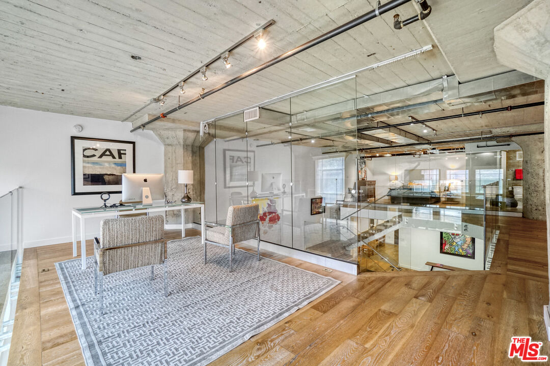 MLS #25627695 image #23