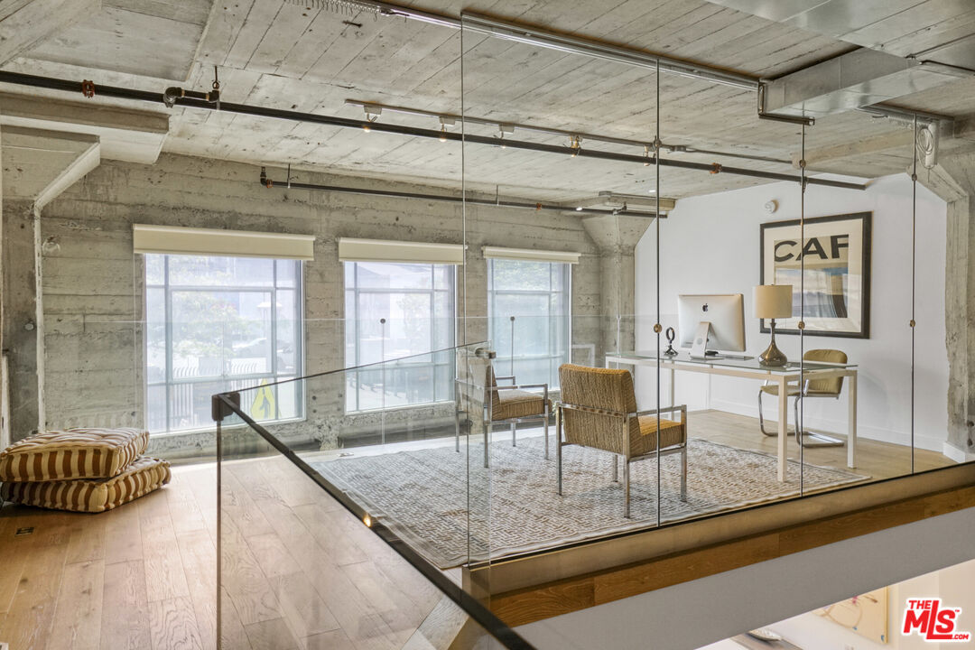 MLS #25627695 image #27