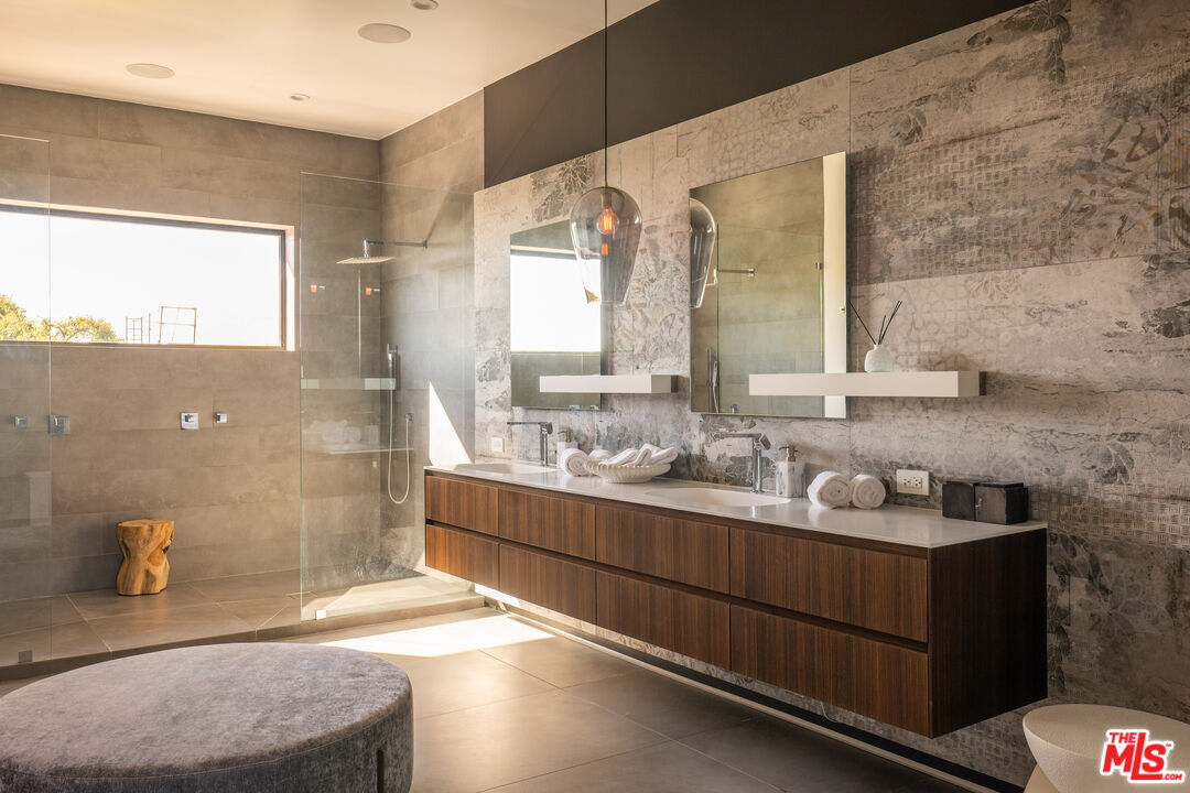 MLS #26635711 image #16