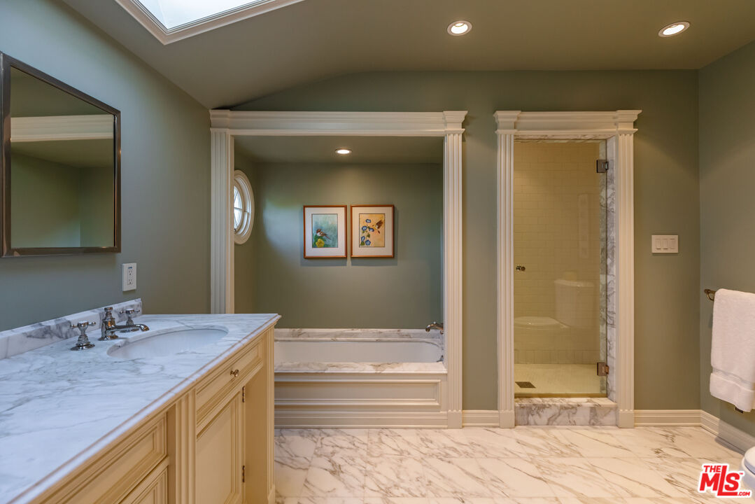 MLS #26637017 image #16