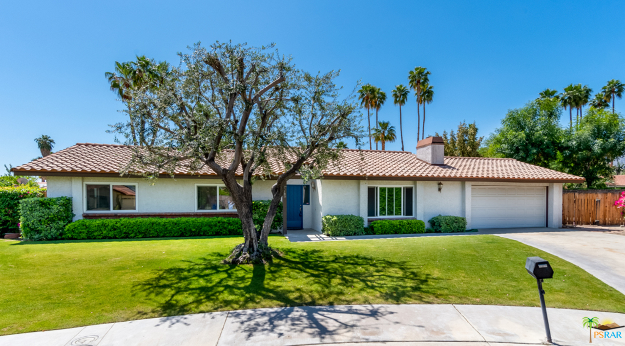 Image Number 1 for 3165 E LOMA VISTA Circle in Palm Springs