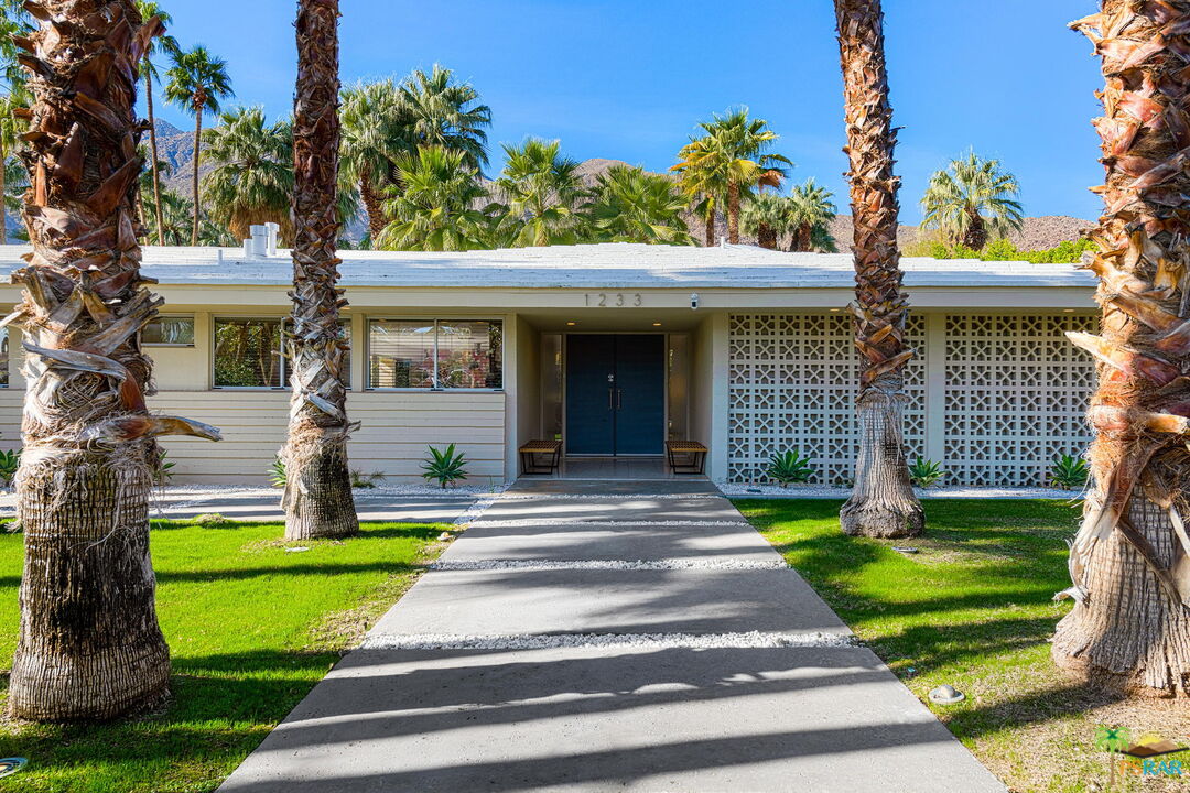 Image Number 1 for 1233 N VIA MONTE VIS in PALM SPRINGS