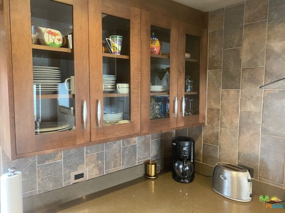Image 10 for 4545 SEVEN DR #C