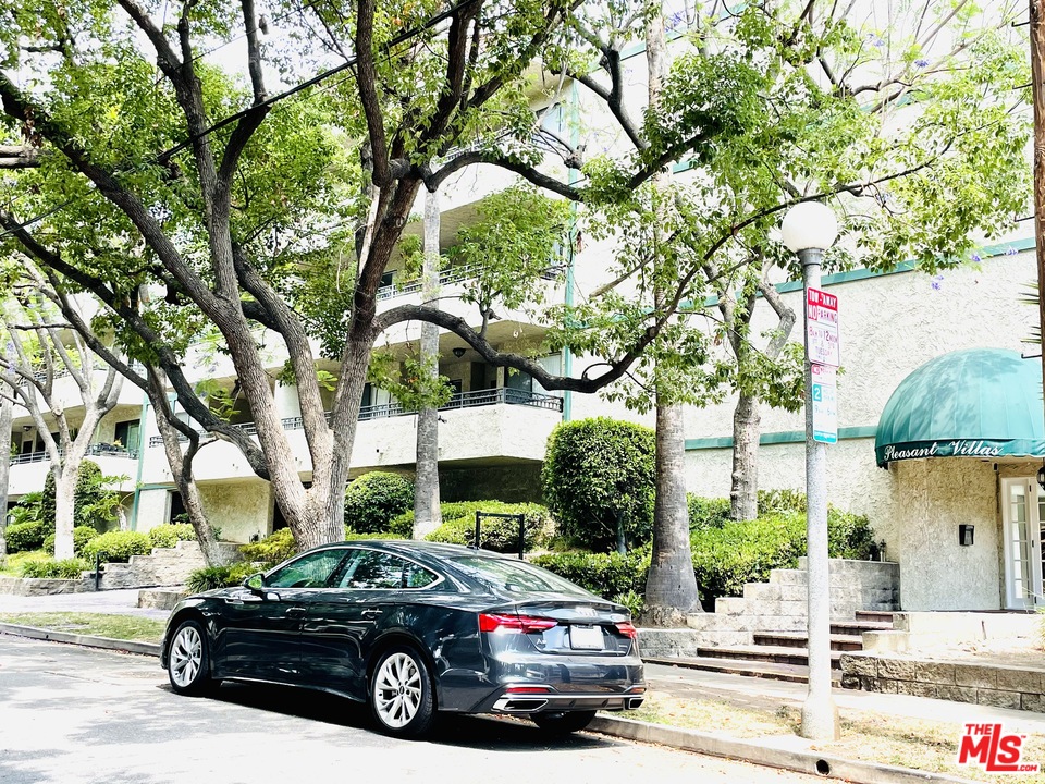 Thumbnail for 277  Pleasant St #112