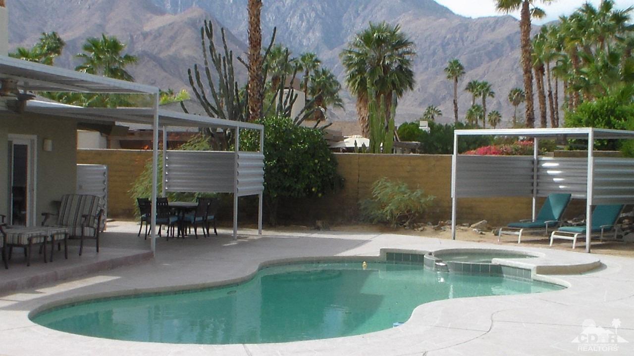 Image Number 1 for 1390 E Luna Way in Palm Springs