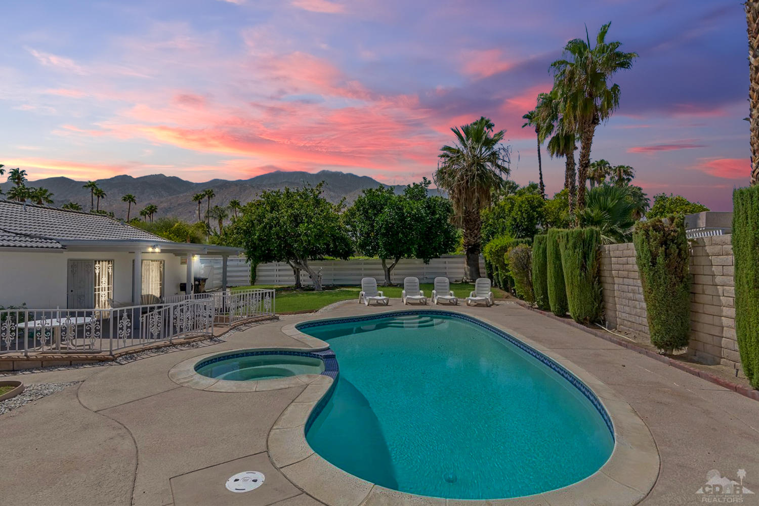 Image Number 1 for 2210 E Calle Papagayo in Palm Springs
