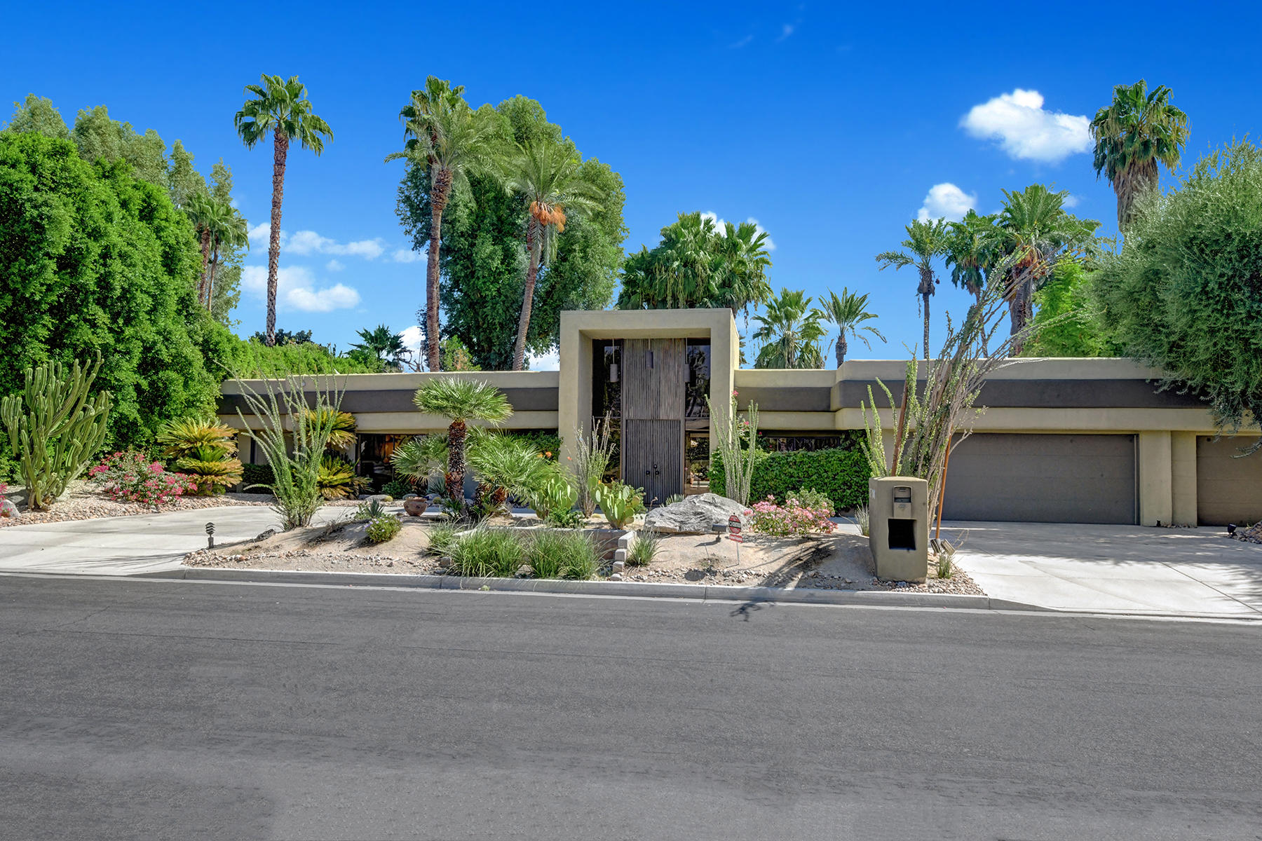 Image Number 1 for 37306 Palm View Road in Rancho Mirage