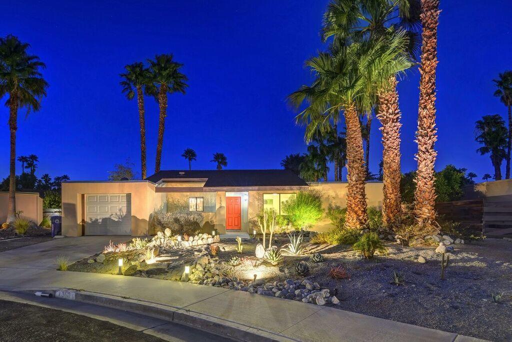 Image Number 1 for 1350 E Padua Way in Palm Springs