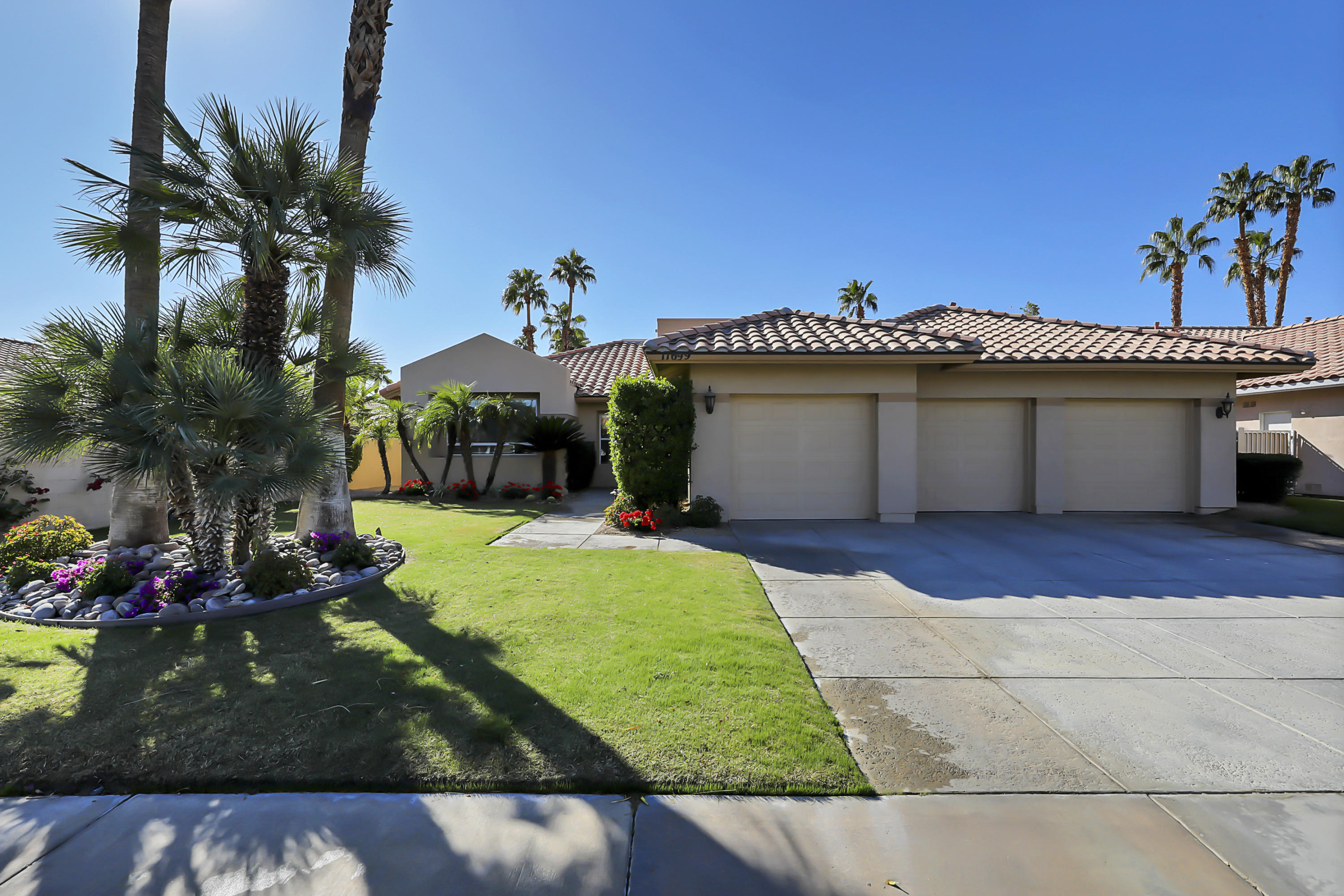 Image Number 1 for 77699 Malone Circle in Palm Desert