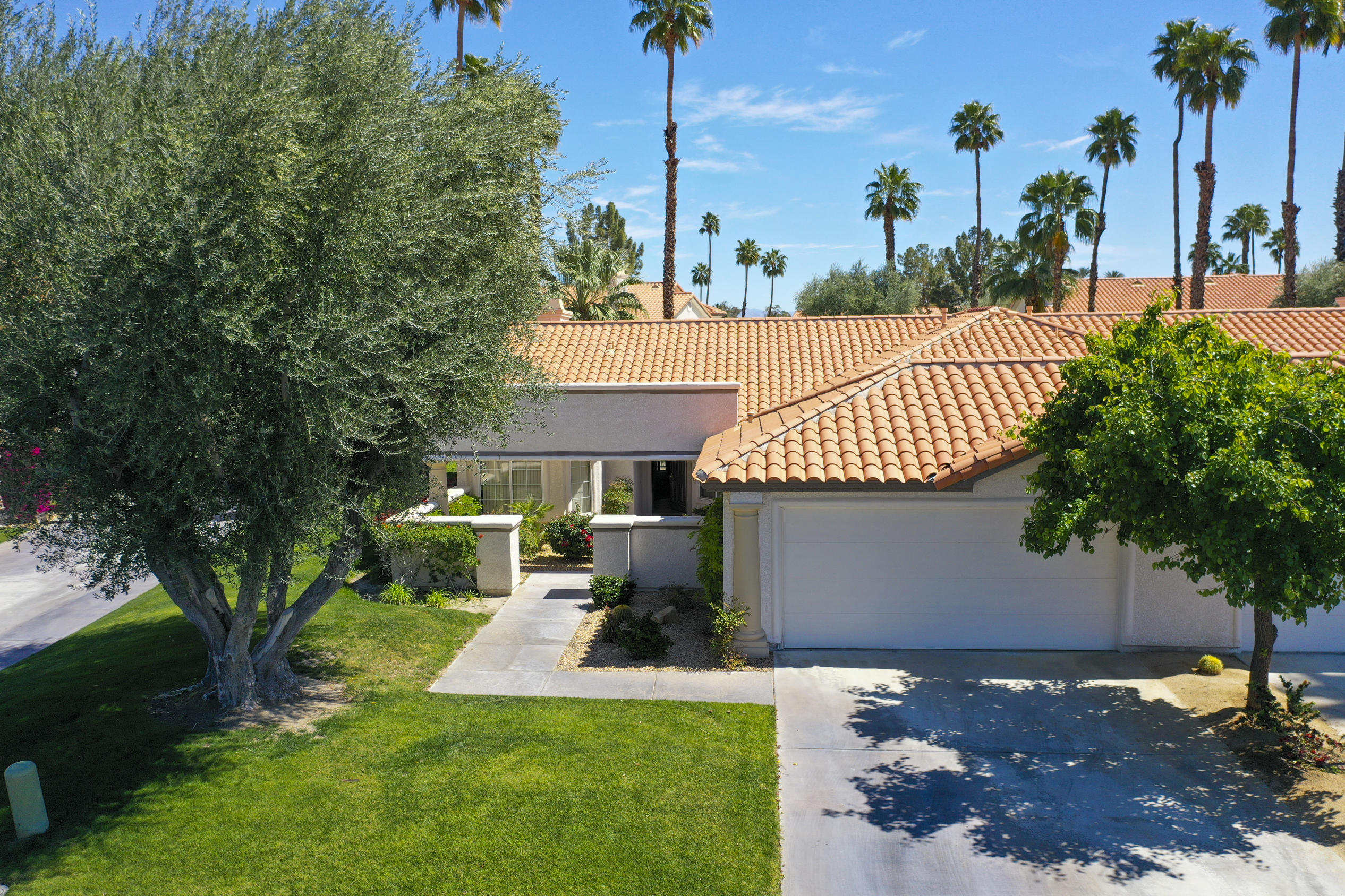 Image Number 1 for 740 Vista Lago Drive in Palm Desert