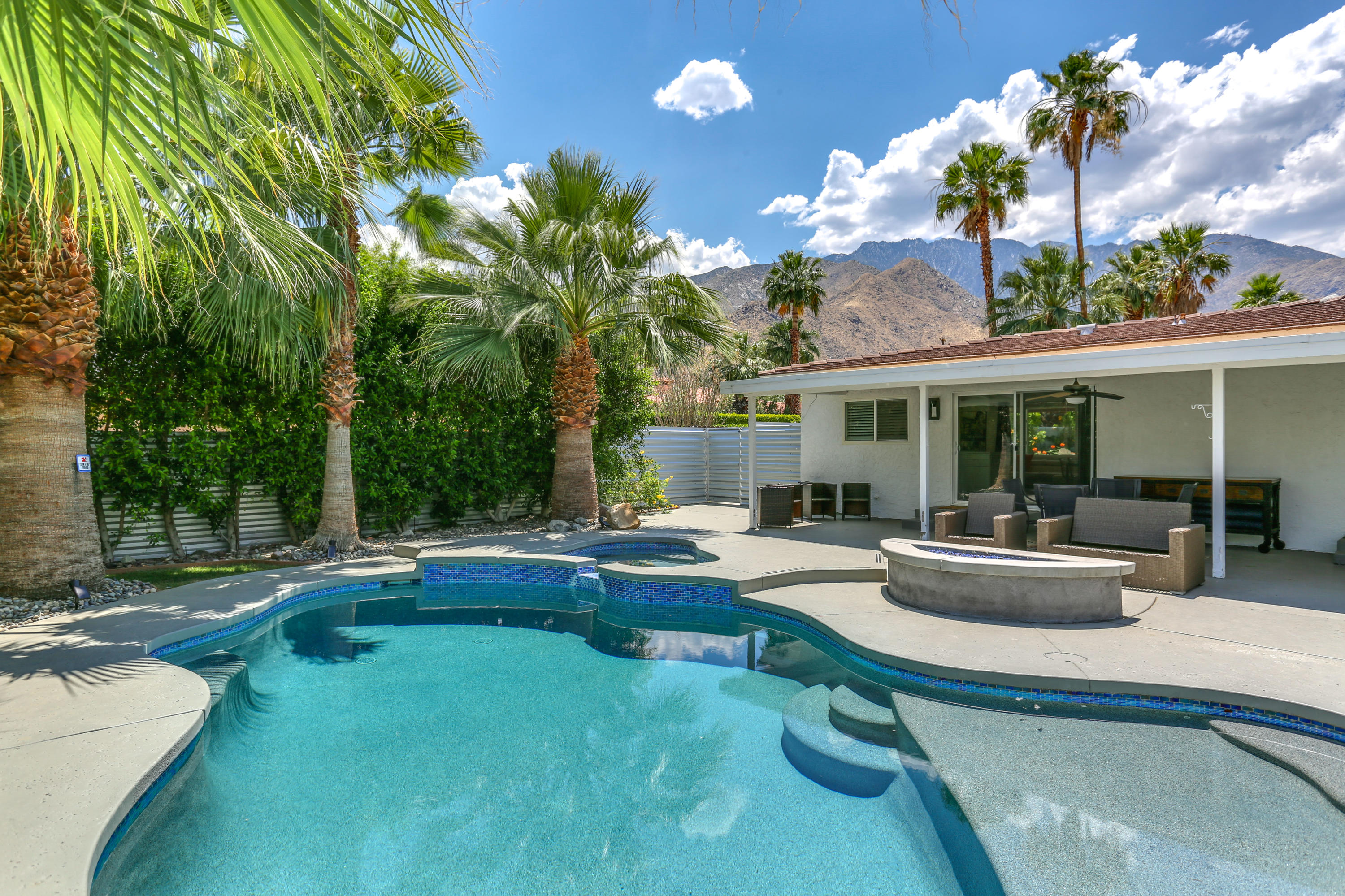 Image Number 1 for 2550 N Cardillo Avenue in Palm Springs
