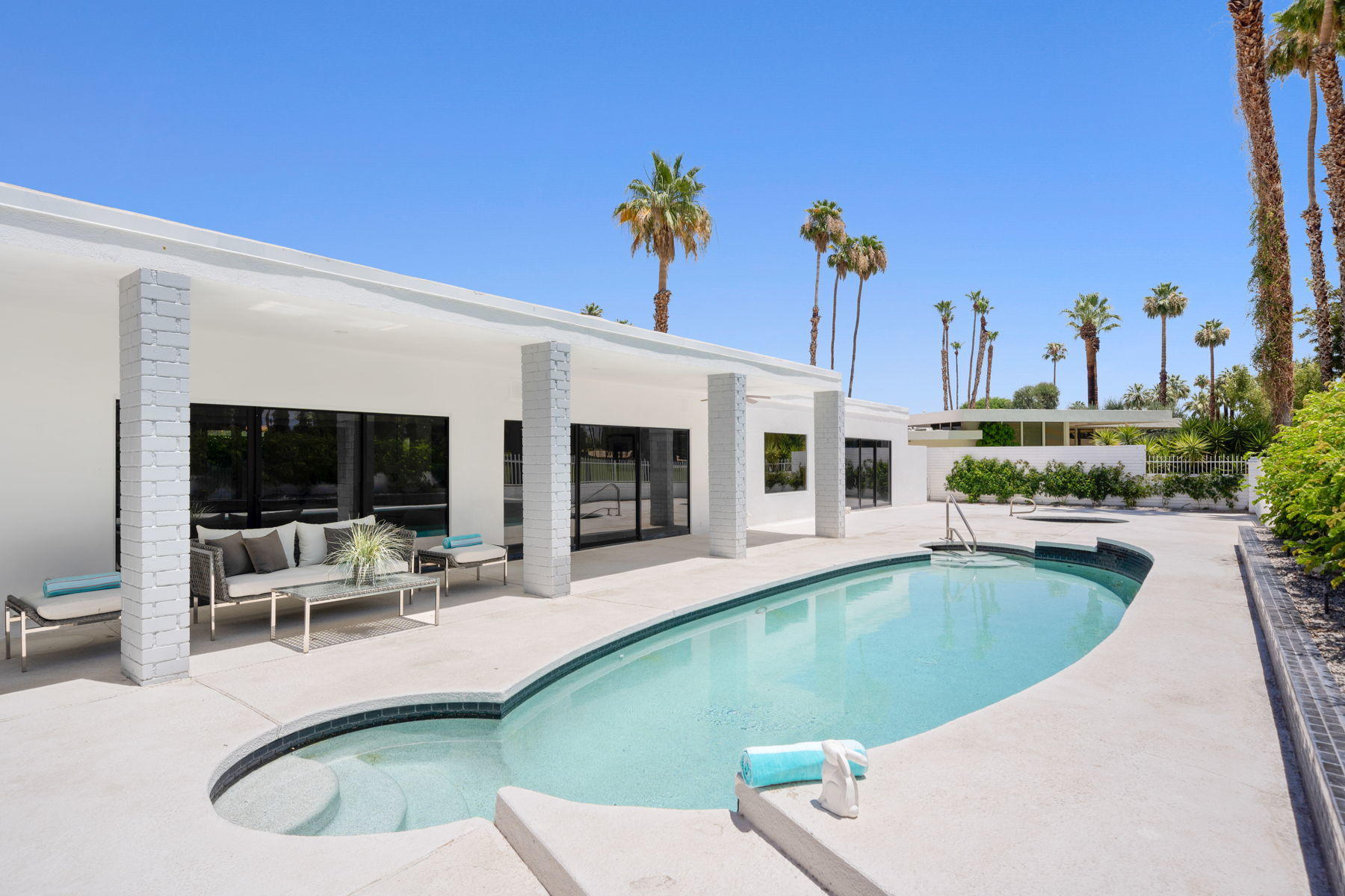Image Number 1 for 71183 Country Club Drive in Rancho Mirage