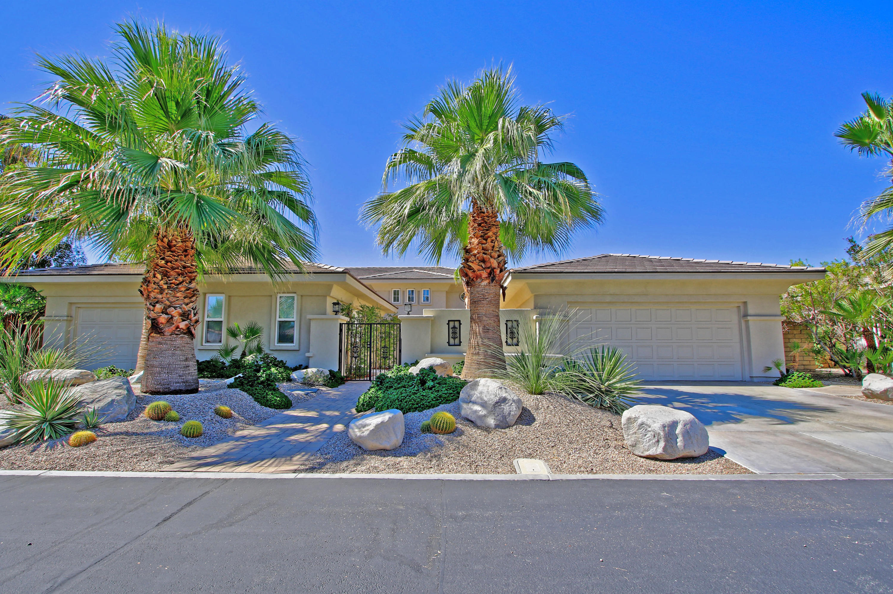 Image Number 1 for 20 Oakmont Drive in Rancho Mirage