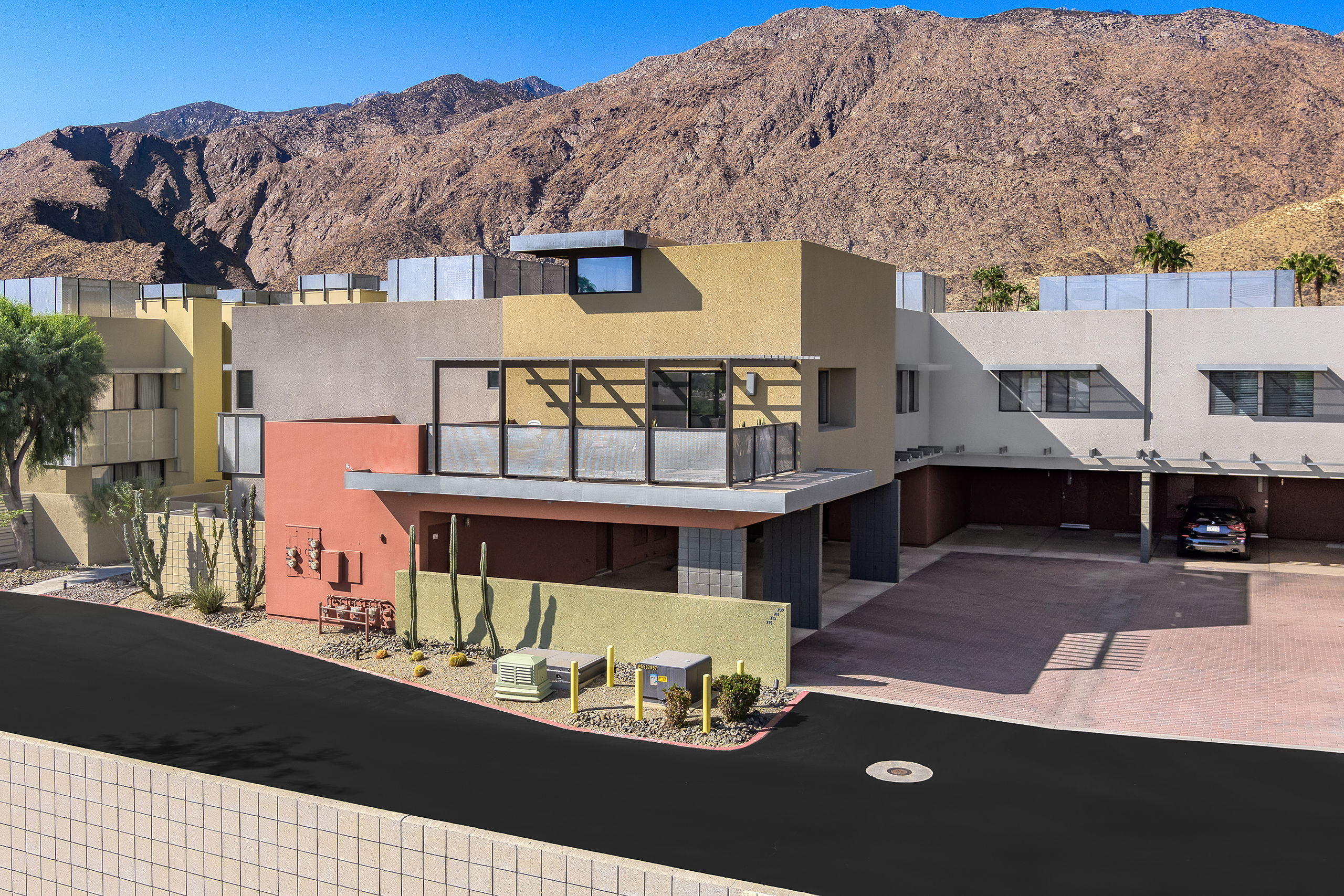 Image Number 1 for 715 E Arenas Road in Palm Springs