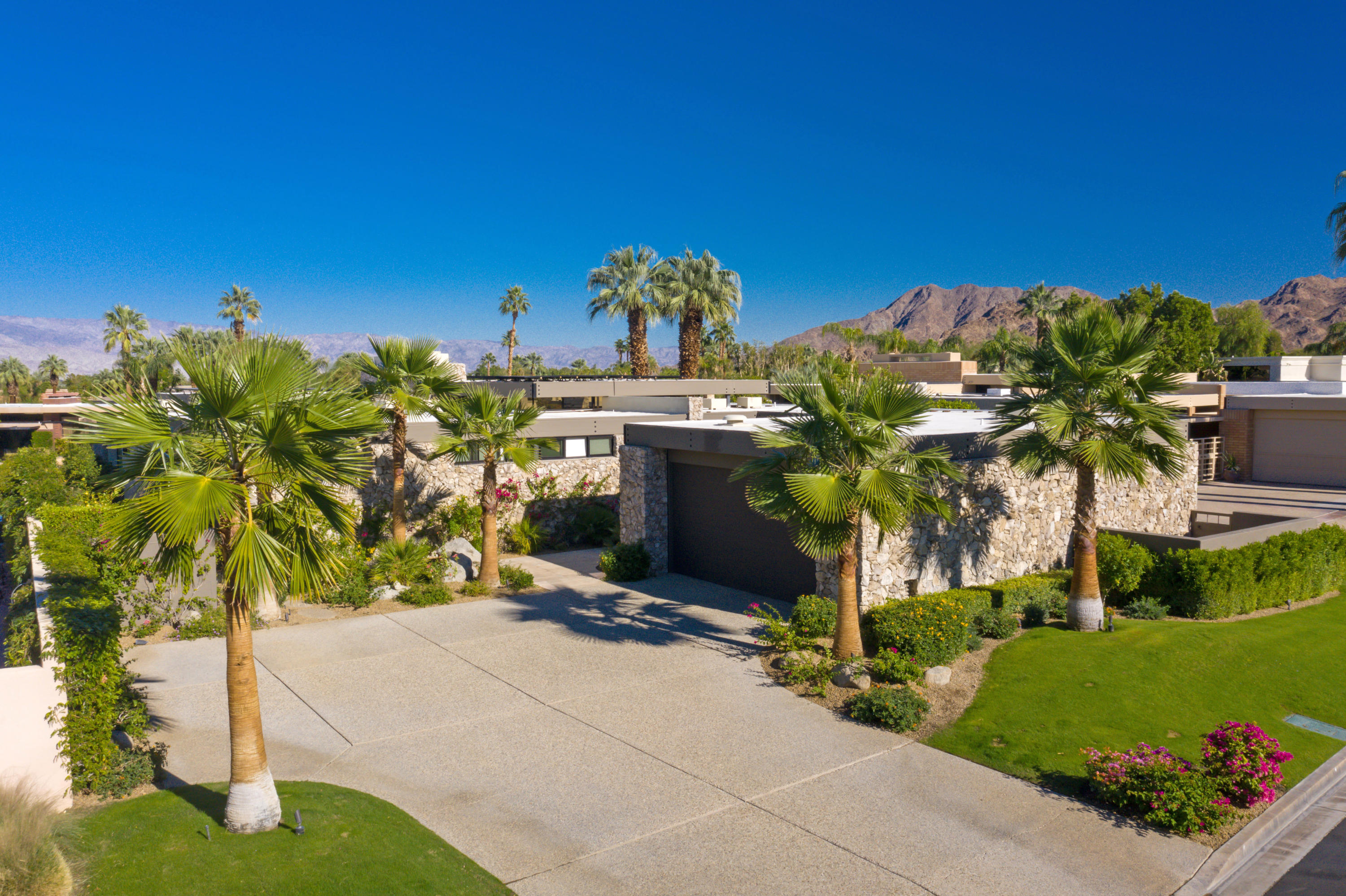 Image Number 1 for 46312 Briarwood Drive in Indian Wells