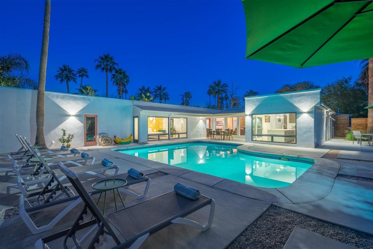 Image Number 1 for 291 W Overlook Road in Palm Springs