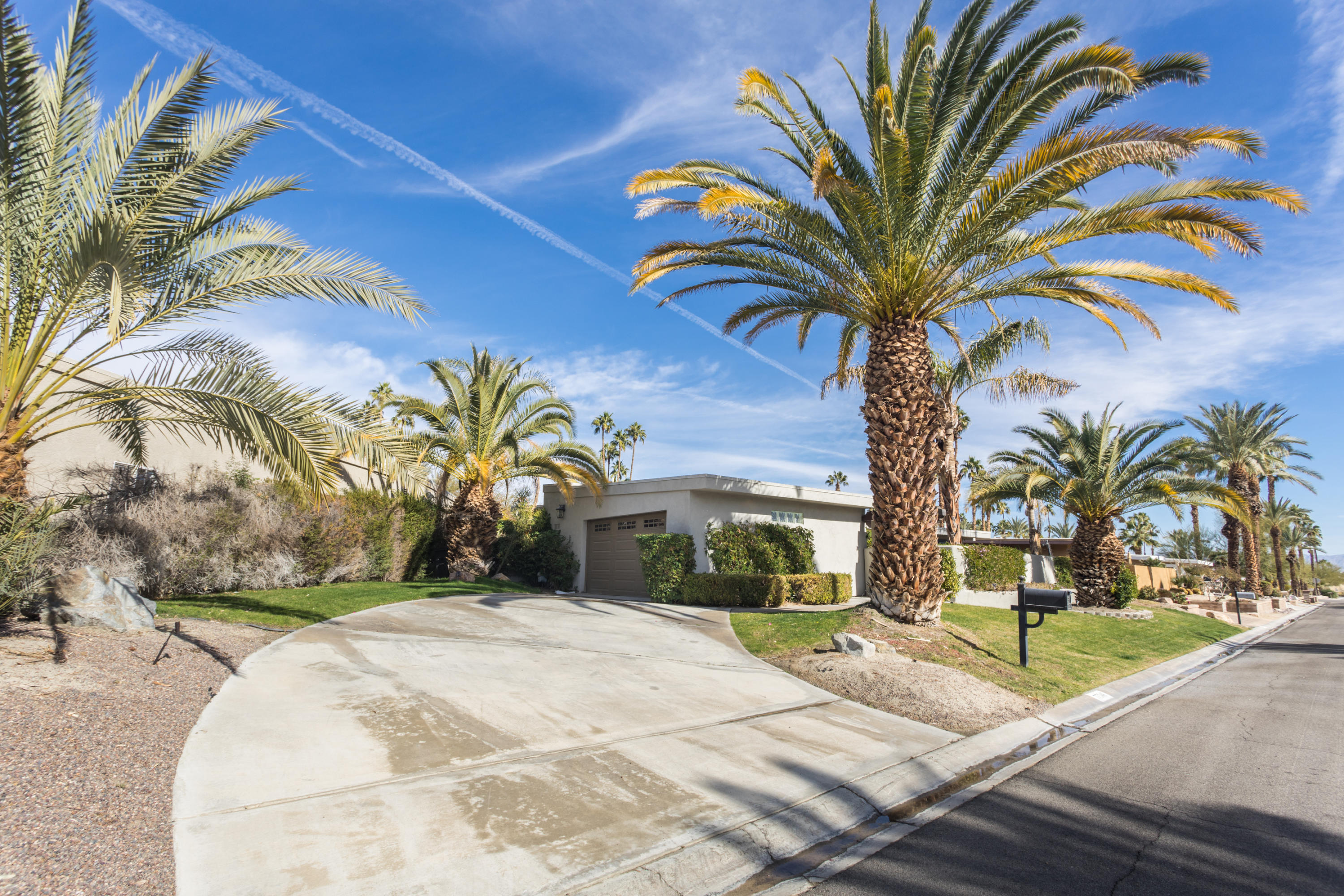 Image Number 1 for 77346 Cheyenne Drive in Indian Wells