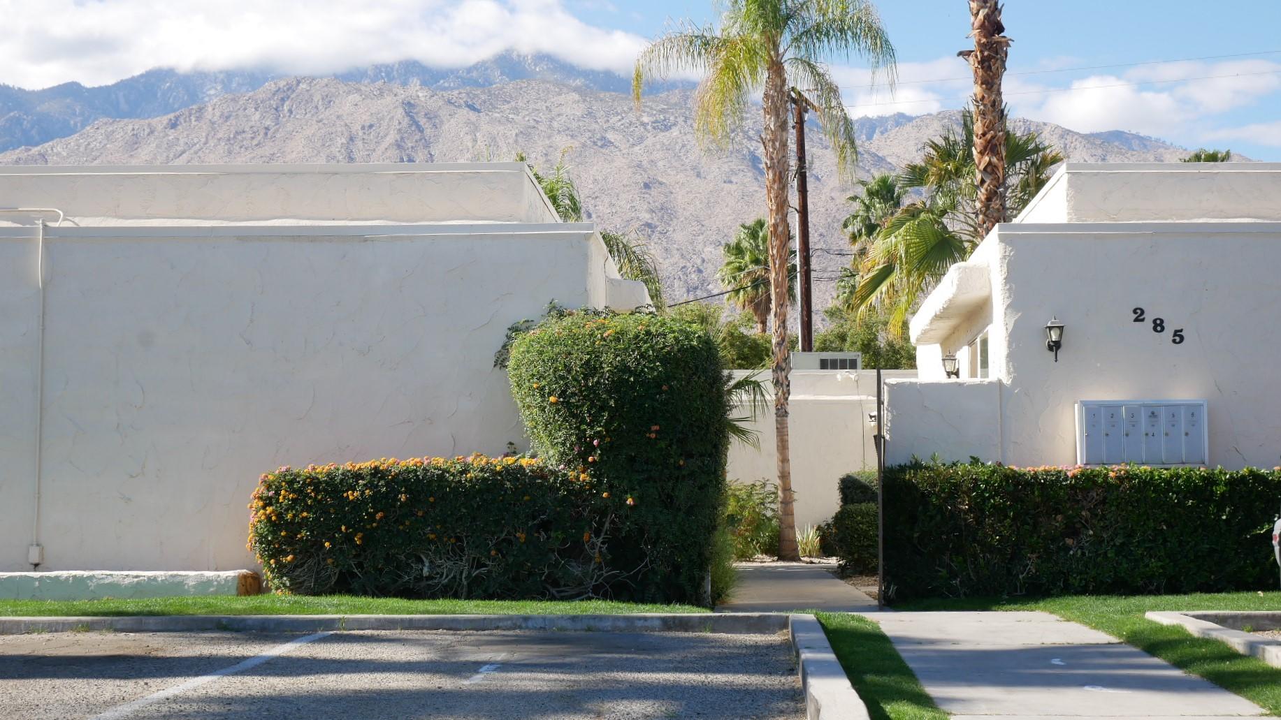 Image Number 1 for 285 S Saturmino Drive in Palm Springs