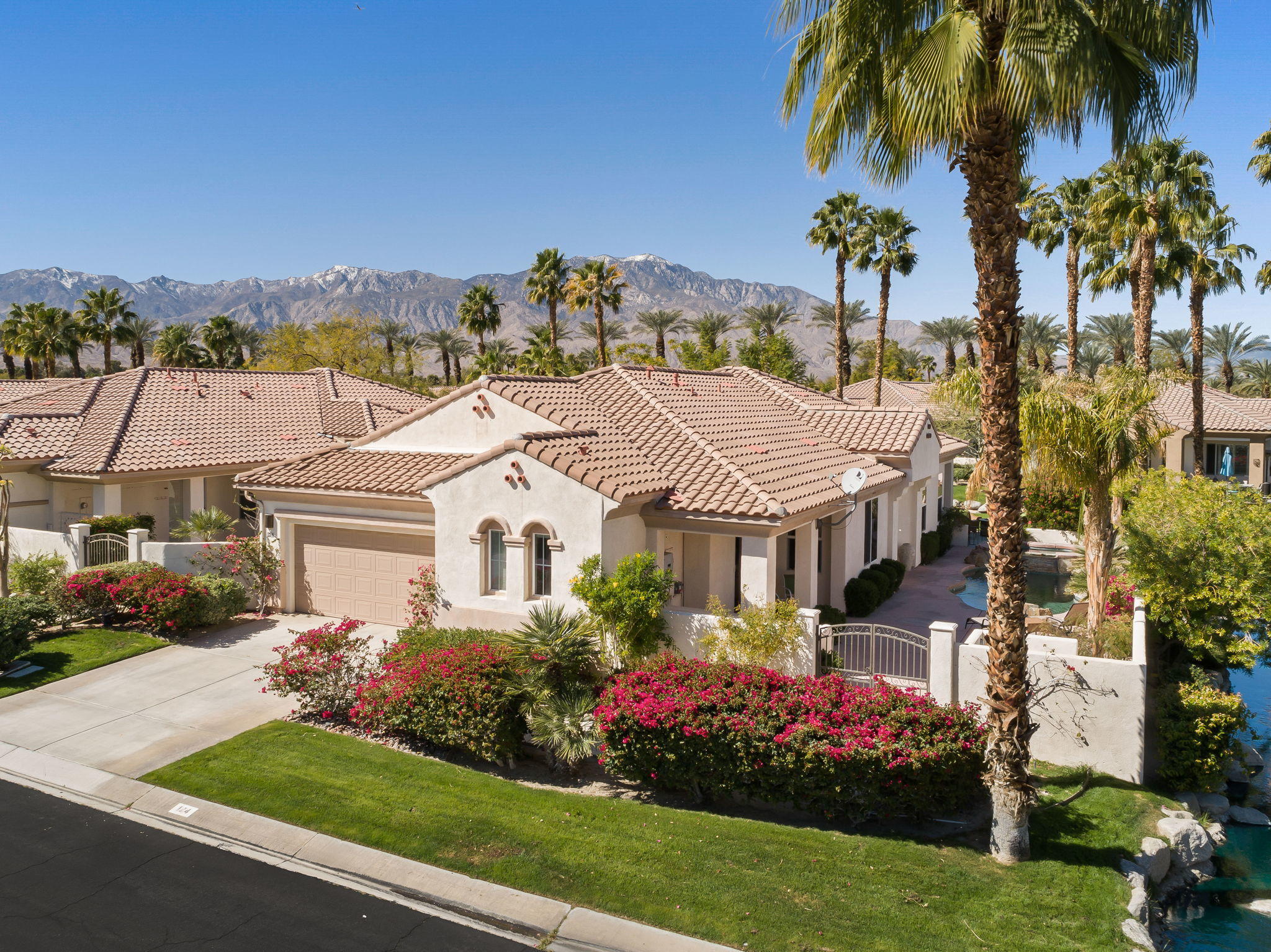 Image Number 1 for 124 Lakefront Way in Rancho Mirage