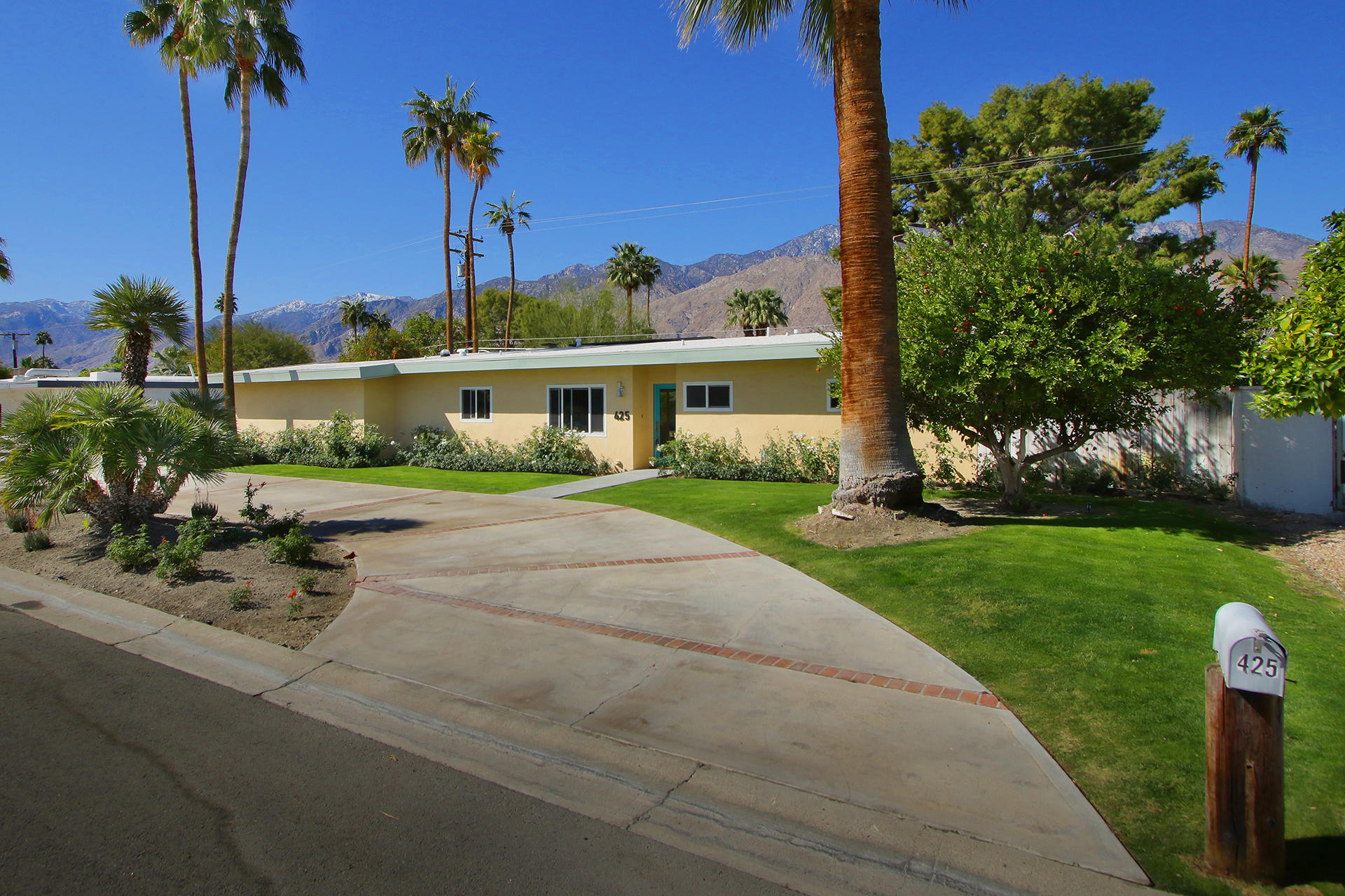 Image Number 1 for 425 N Monterey Road in Palm Springs