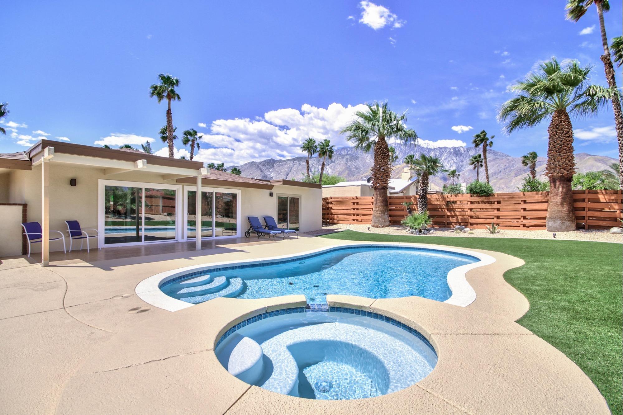 Image Number 1 for 1340 E Adobe Way in Palm Springs