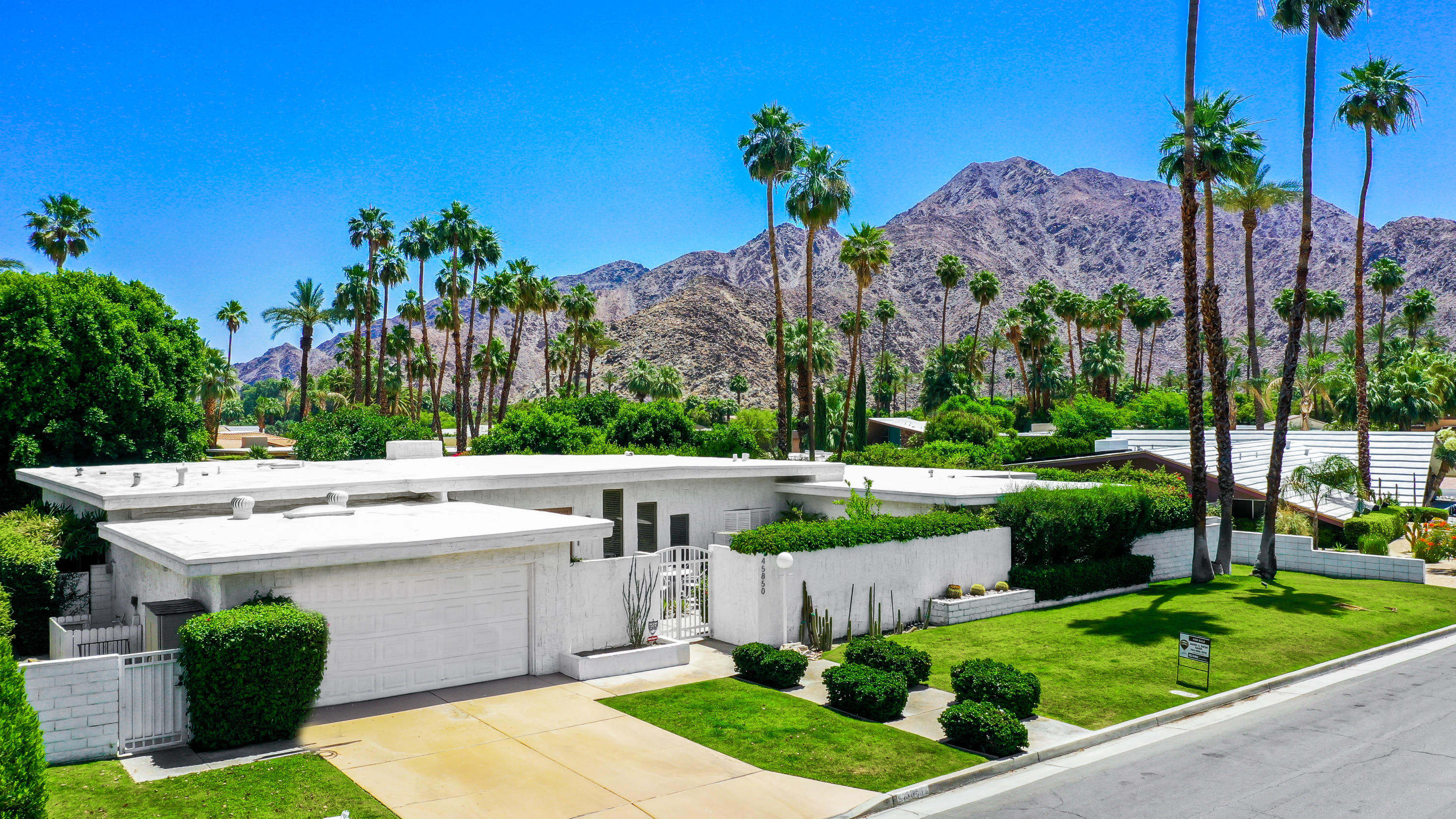 Image Number 1 for 45850 Apache Road in Indian Wells