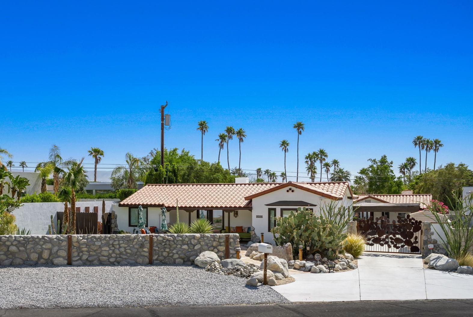 Image Number 1 for 2336 N Cardillo Ave Avenue in Palm Springs