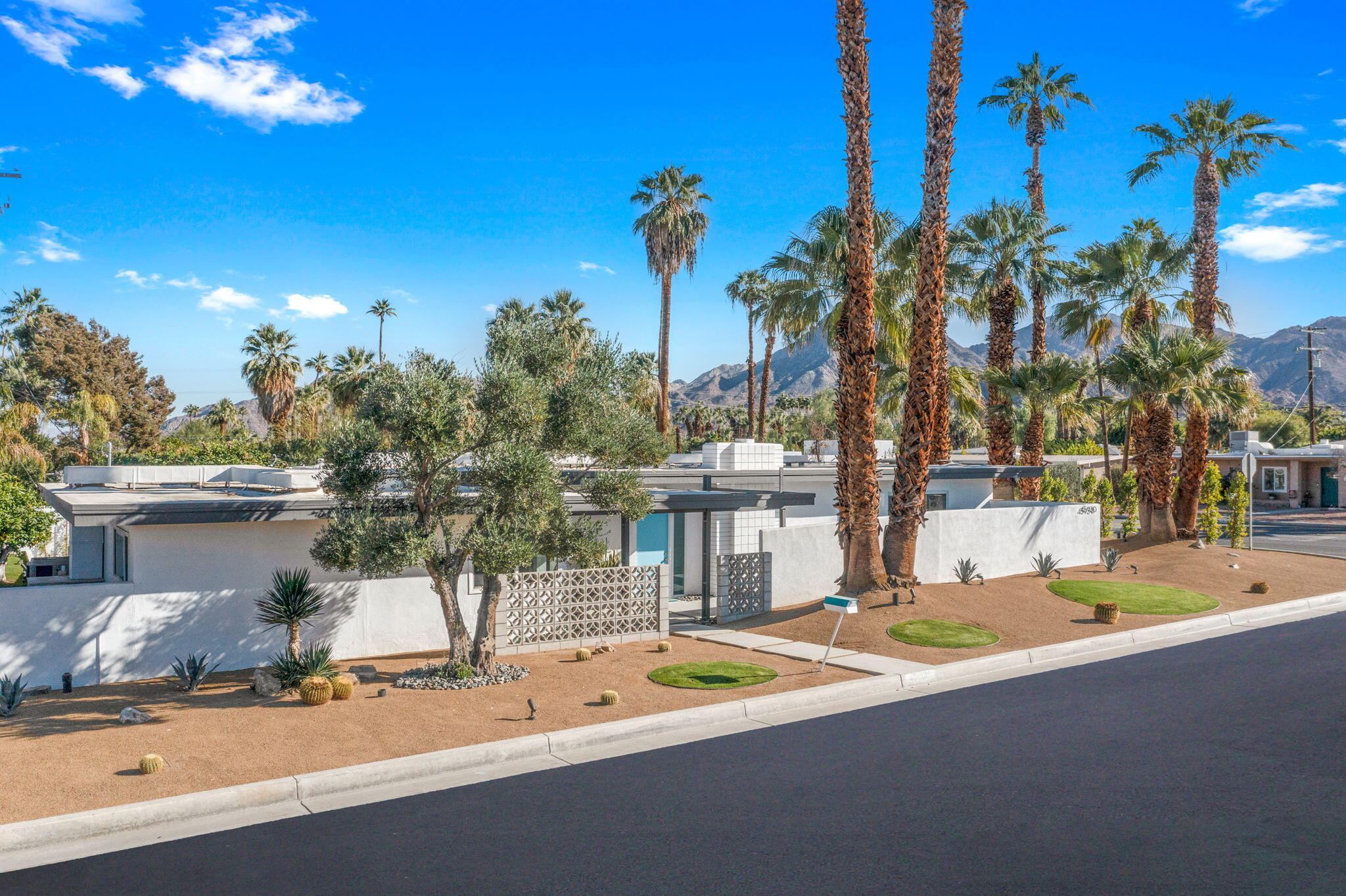 Image Number 1 for 45930 Panorama Drive in Palm Desert