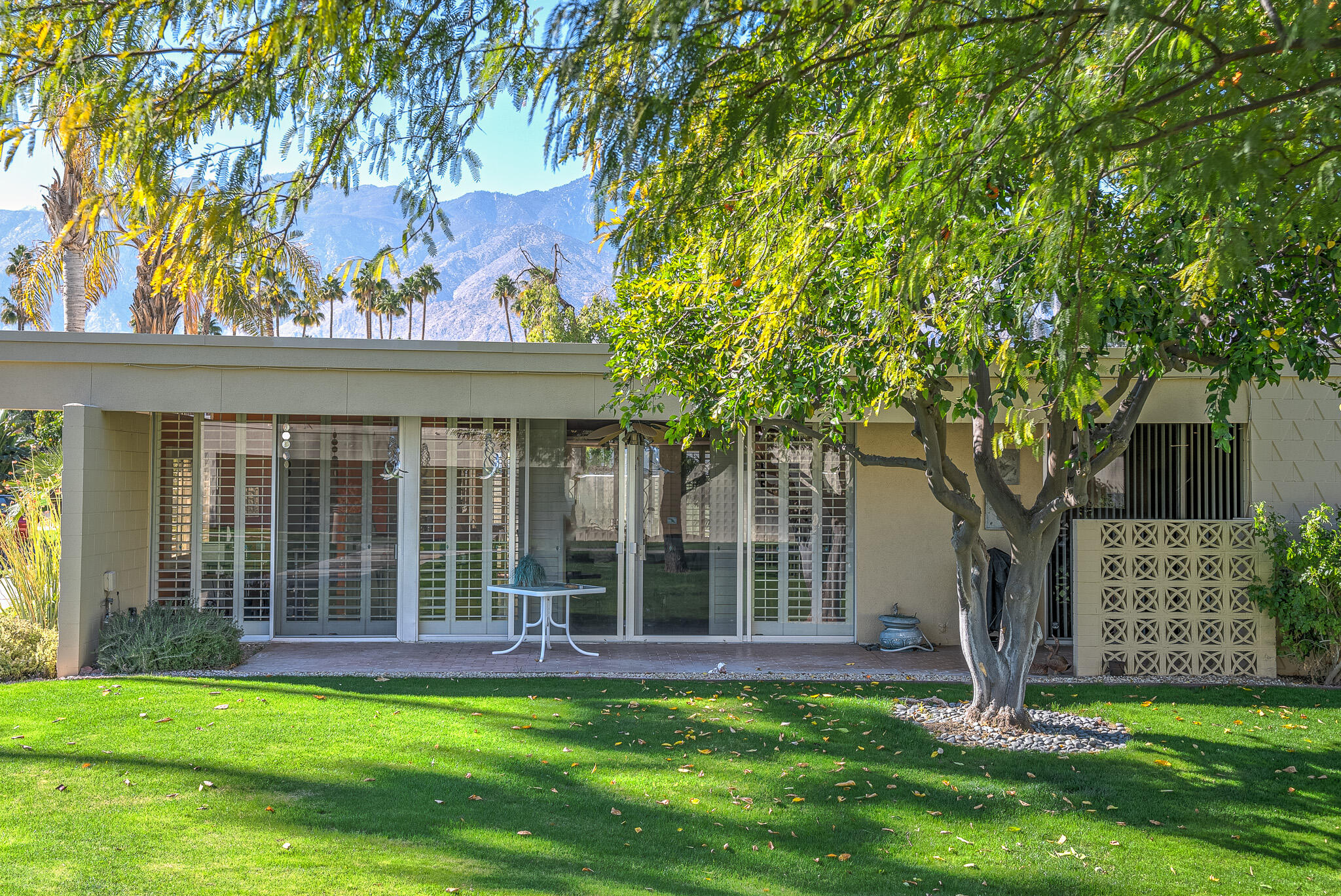 Image Number 1 for 72 Lakeview Drive in Palm Springs
