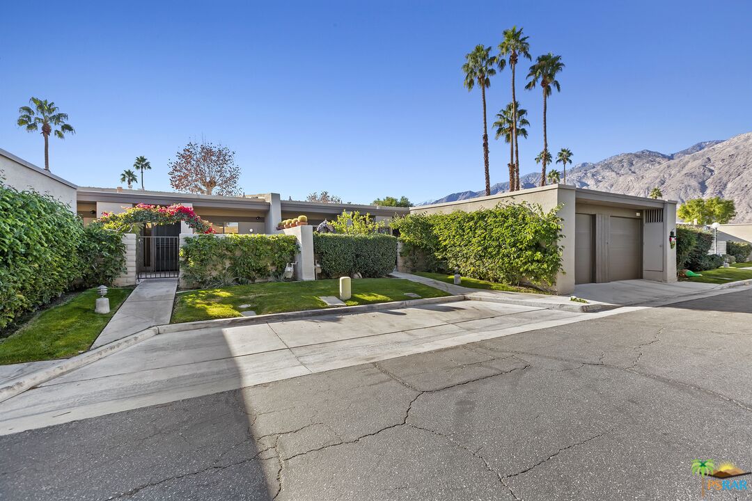 Image 2 for 1183  N TIFFANY CIR
