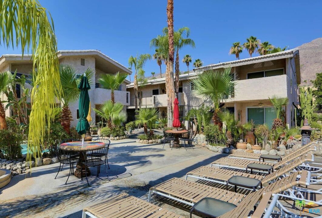 Image 10 for 747 RIVERSIDE DR #6