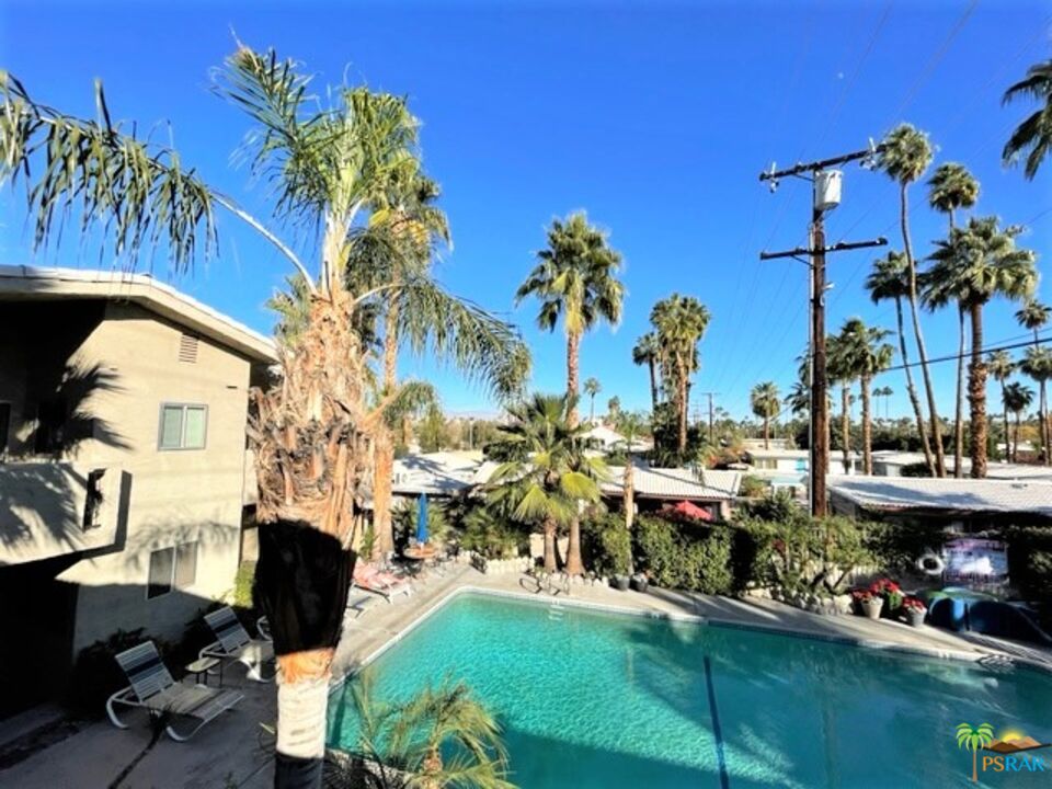 Image 11 for 747 RIVERSIDE DR #6