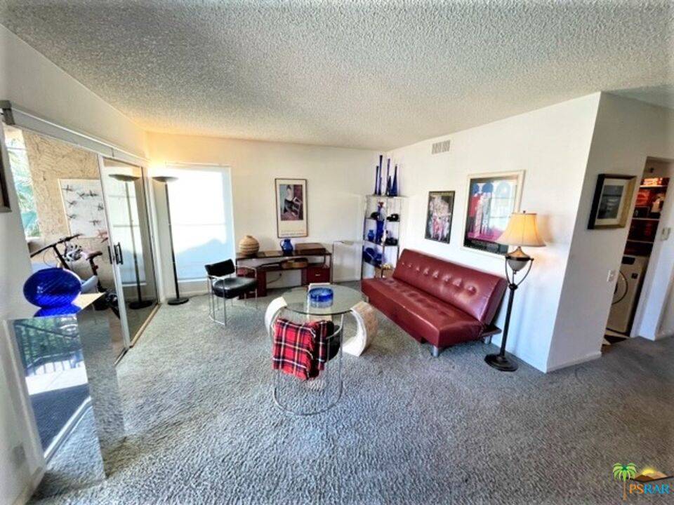 Image 15 for 747 RIVERSIDE DR #6