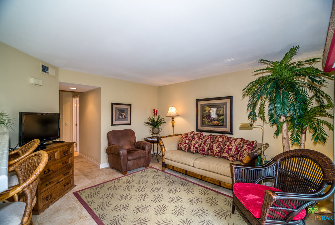 Image 17 for 78335 TERRA COTTA CT